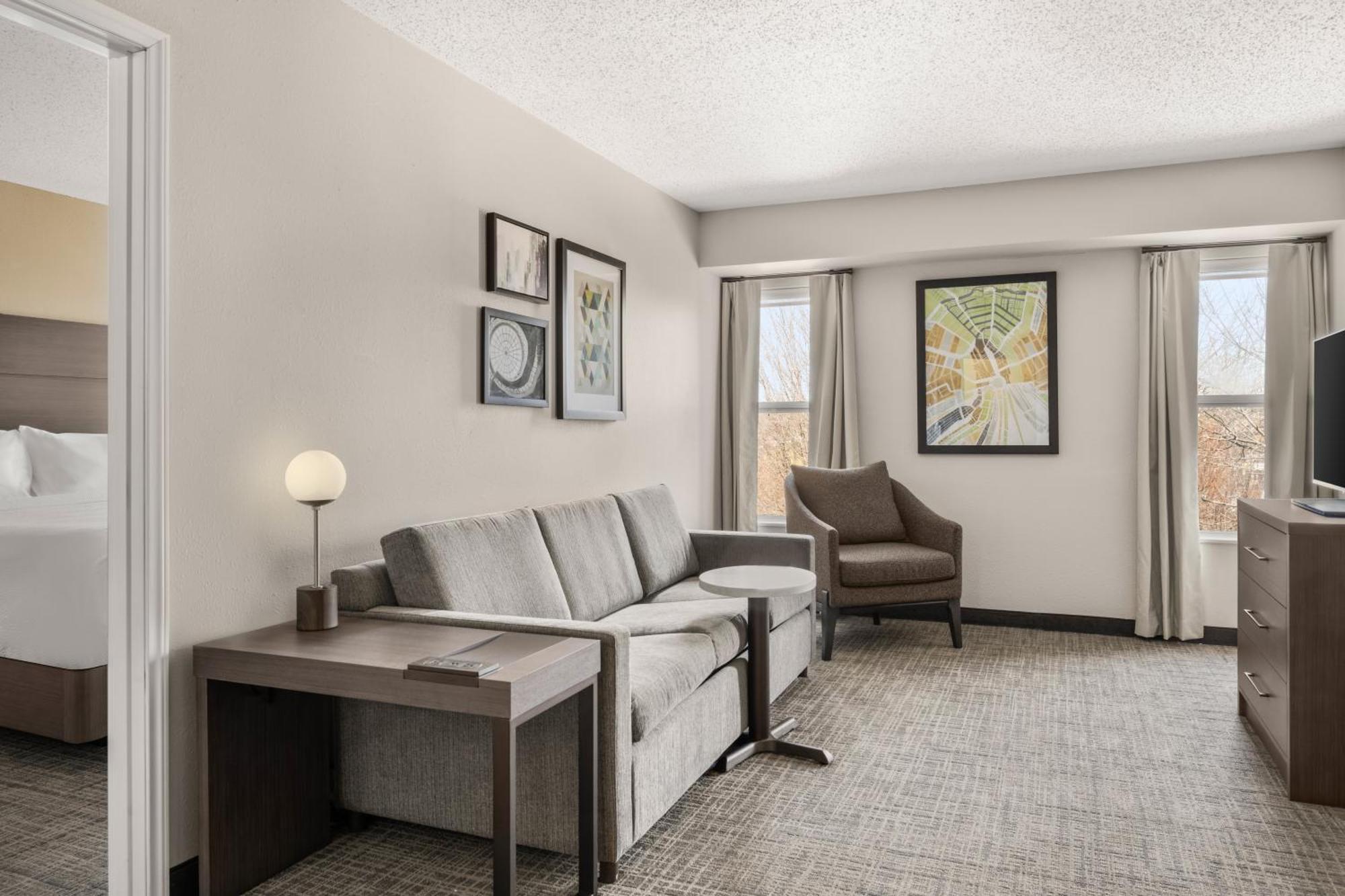 Residence Inn By Marriott Дейвънпорт Стая снимка