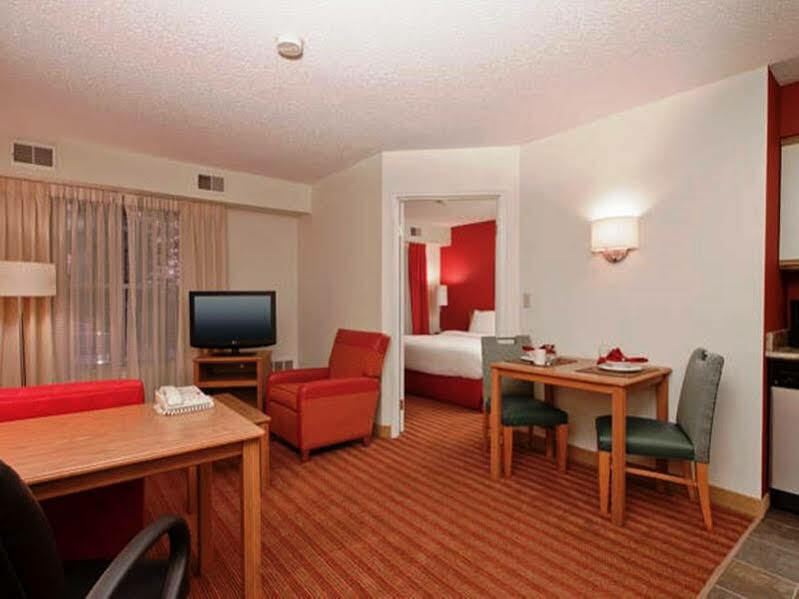 Residence Inn By Marriott Дейвънпорт Екстериор снимка